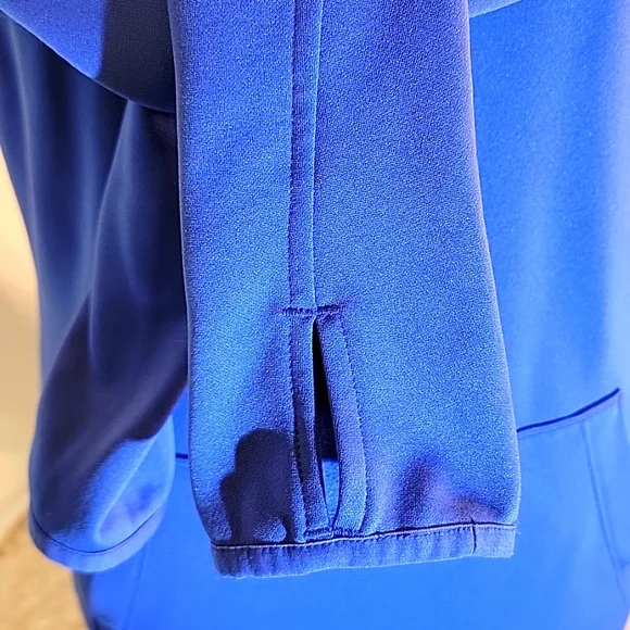 ❣️H.P.❣️The North Face Hooded Pull Over - Picture 2 of 8